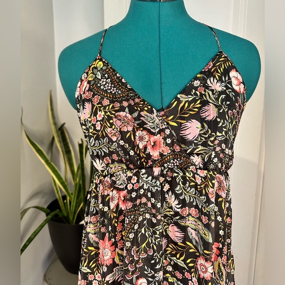 floral print tiered maxi dress Forever 21 black tie back - Picture 3 of 16